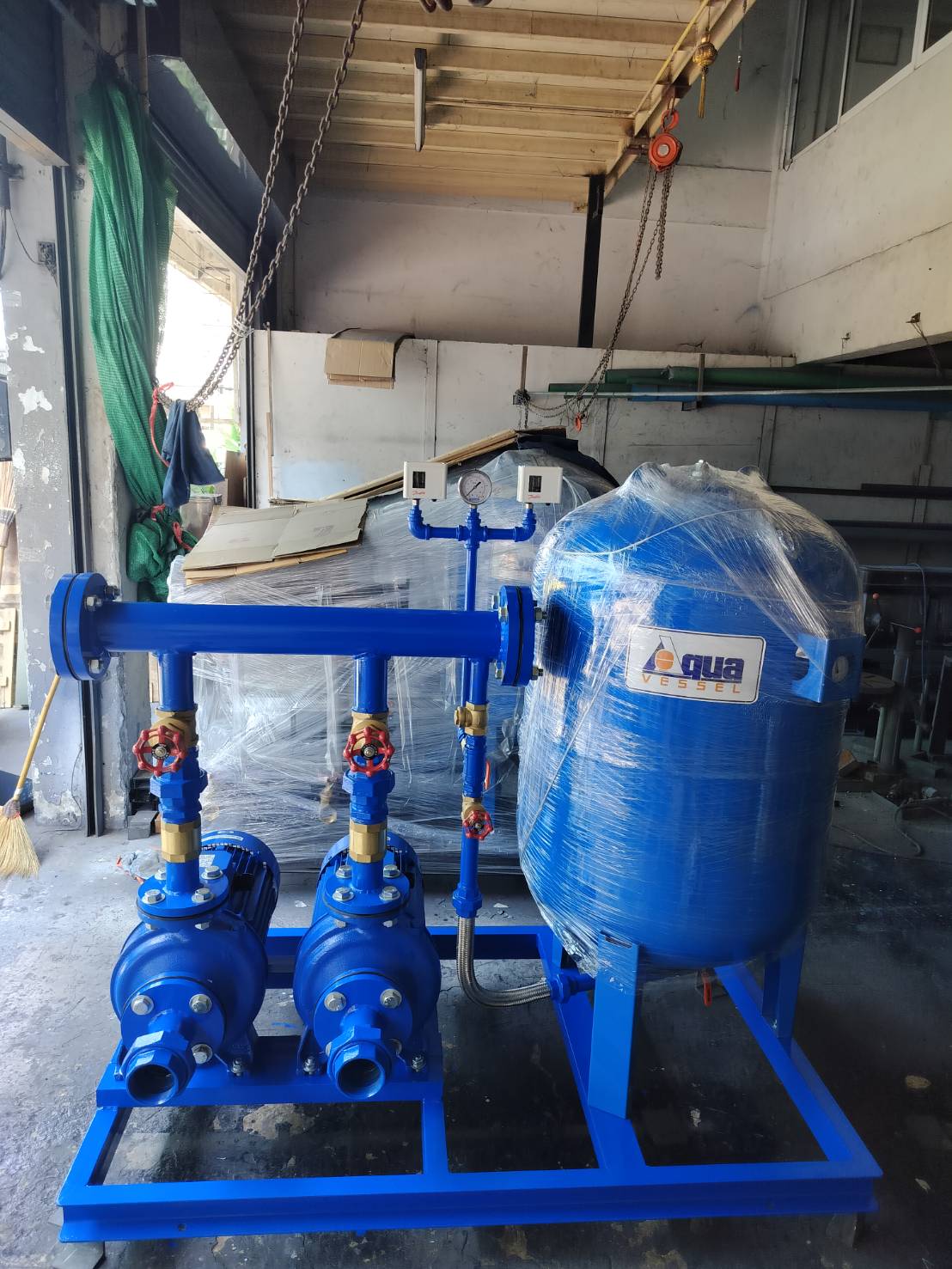 PACKAGE BOOSTER PUMP  Model : EBARA 3D 50-200/9.2 with Tank 300L