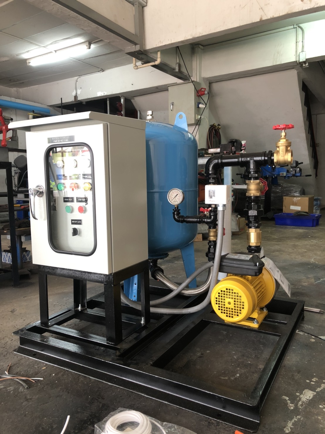 Mitsubishi Booster pump set