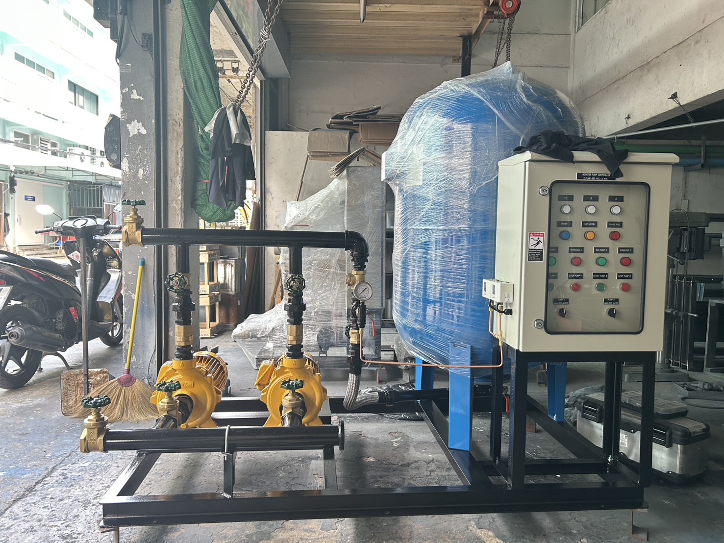 Package Booster Pump Set  Mitsubishi Pump Model : WCM-1505T w/c Pressure Tank 500 Litres