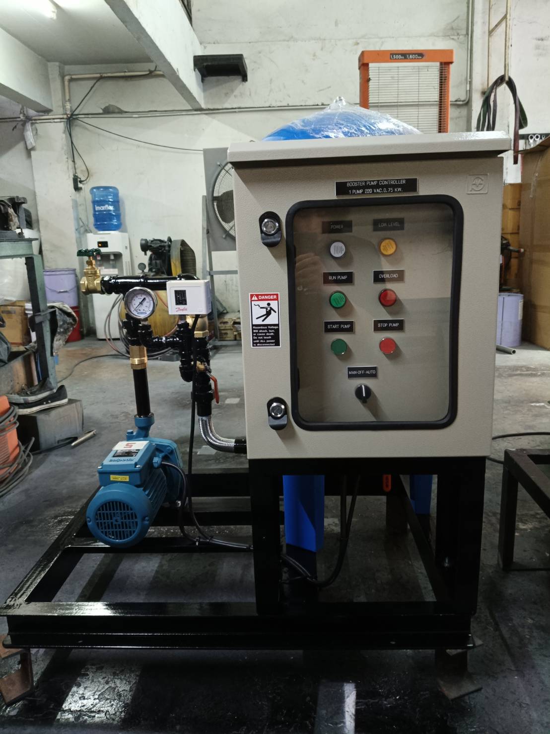 งานประกอบ PACKAGE BOOSTER PUMP SET (5 Set) Calpeda Pump Model : NMM 2/A with Tank 500 Litre