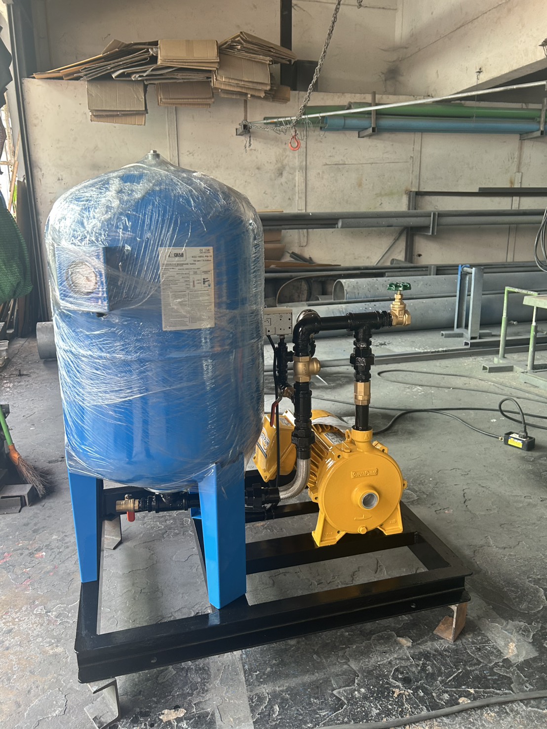 Package Booster Pump Set  Mitsubishi Pump Model : WCH-1505S with Tank 100Litres